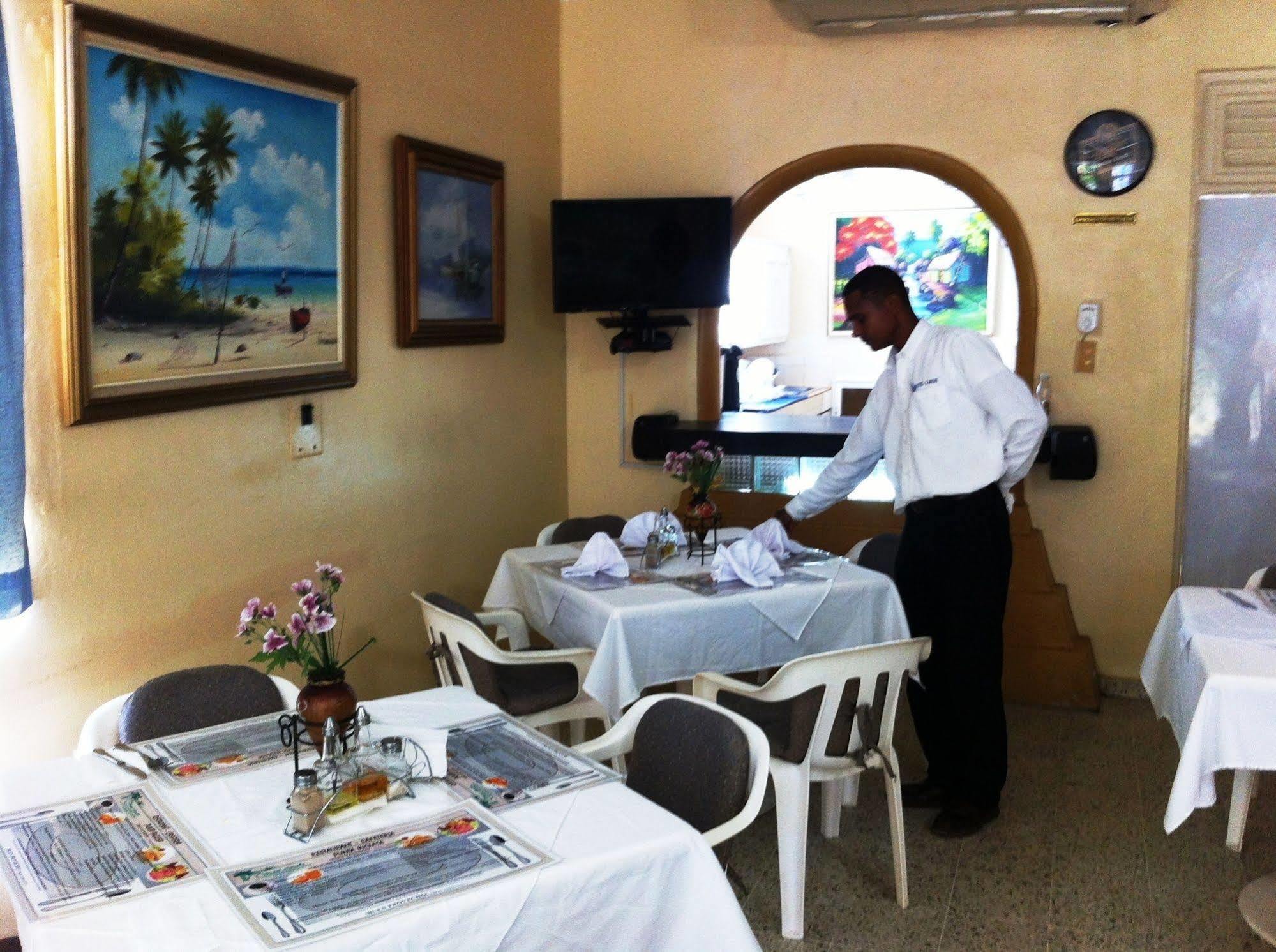 Hotel Caribe Barahona Exterior photo